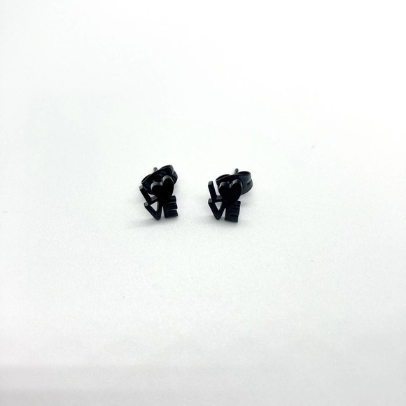 BLACK Love Heart Earring Pair - Picture 3 of 8